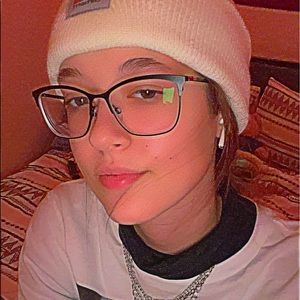 Meet your Posher, Alyssa